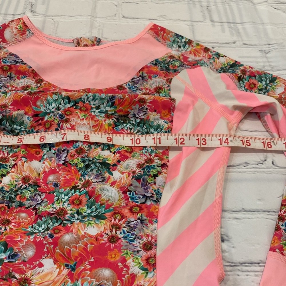 Lululemon Shanti Surf Rashguard - Picture 11 of 15